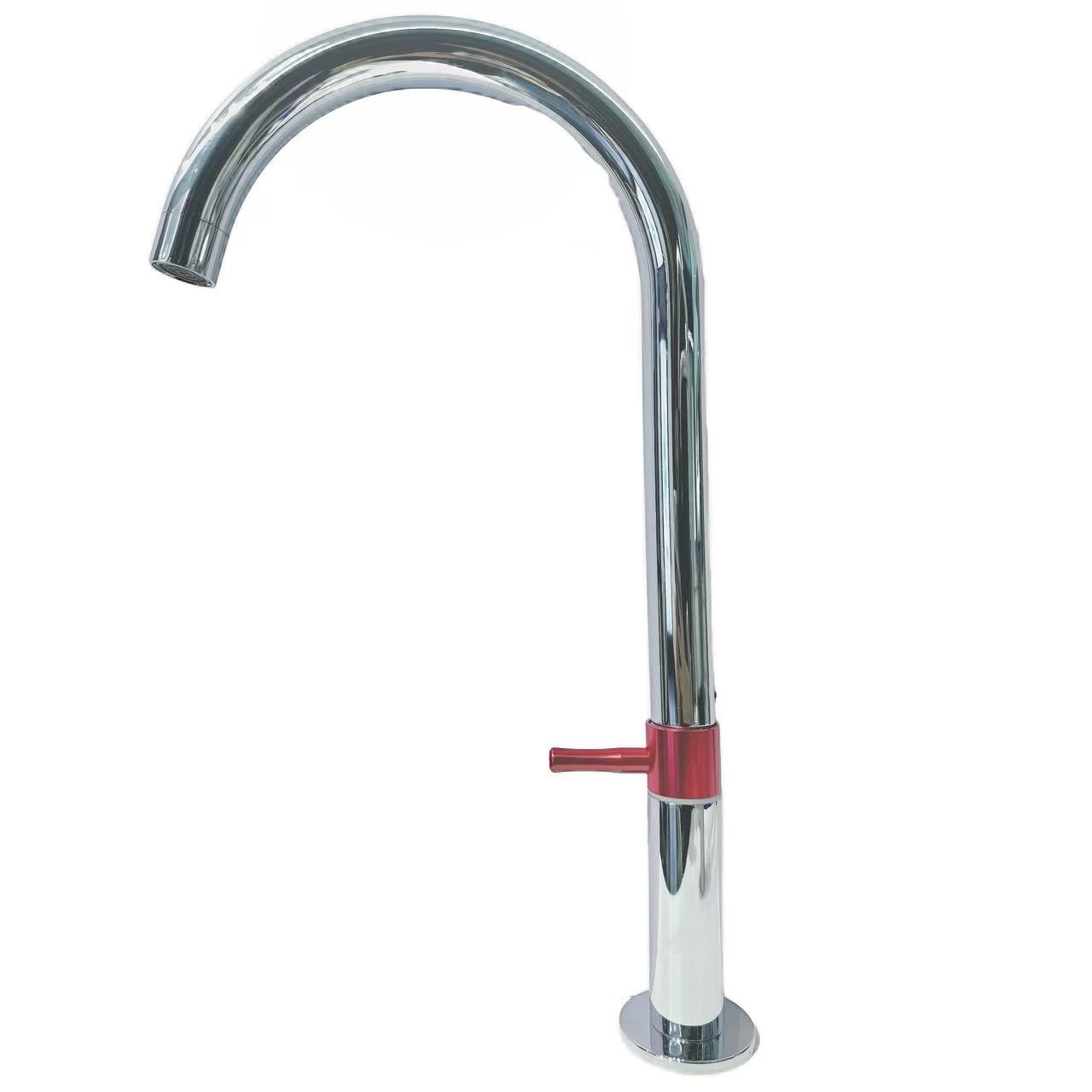 Kyakkyawar Babban Bakin Gooseneck Single Cold Kitchen Sink Faucet